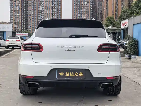 Porsche Macan 2015
