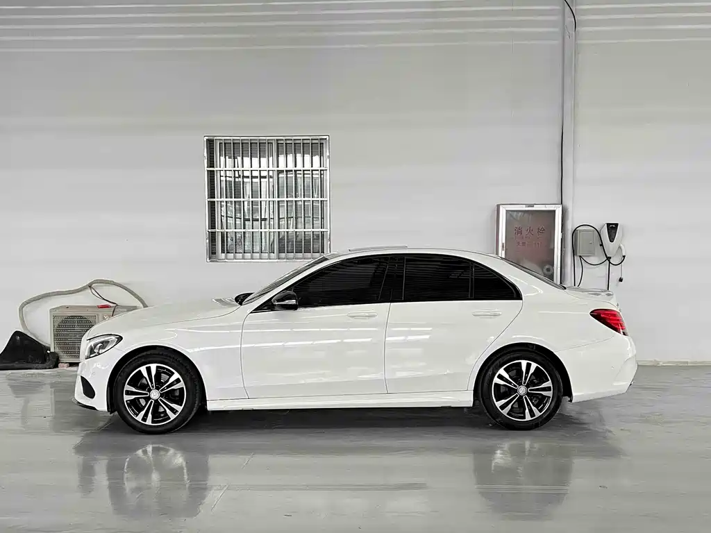 Mercedes-Benz C-Class 2016