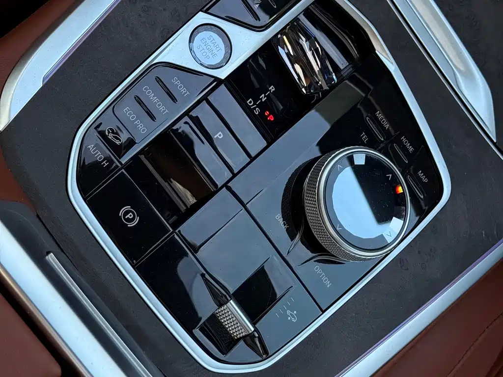 BMW X7 2024 — фото 10