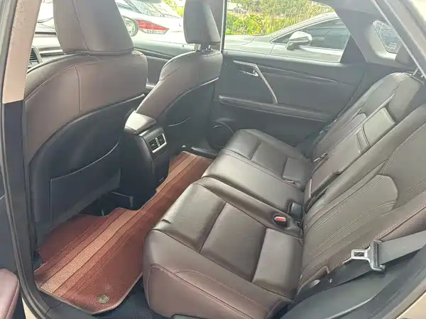 Lexus RX 2020