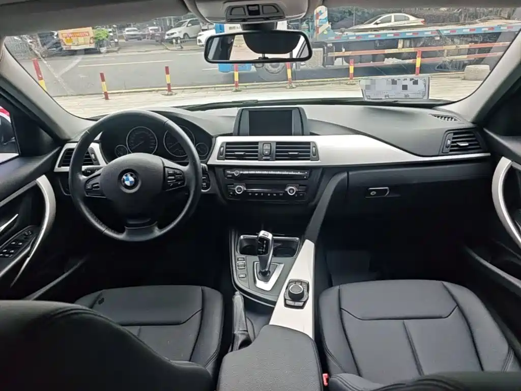 BMW 3 Series 2014 — фото 10