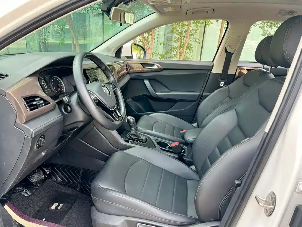 Volkswagen Tharu 2019