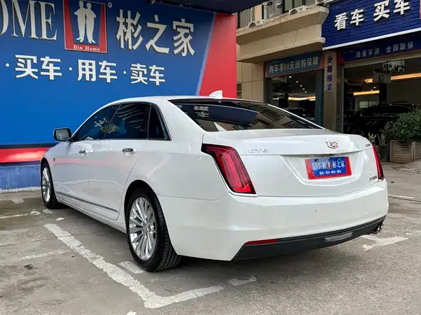 Cadillac CT6 2017