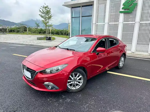 Mazda 3 Axela 2016