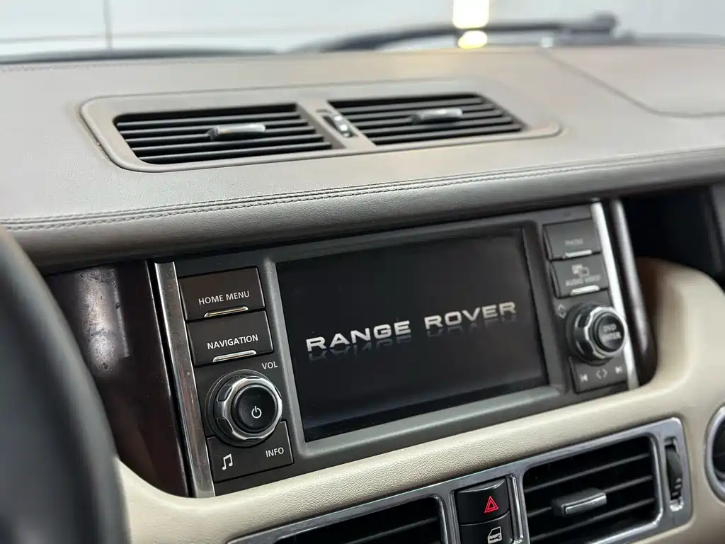 Land Rover Range Rover 2011 — фото 15