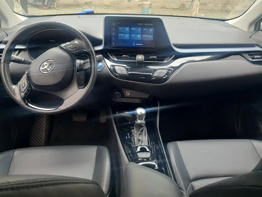 Toyota IZOA 2022 — фото 12
