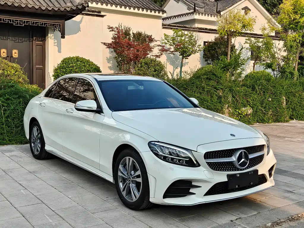 Mercedes-Benz C-Class 2019 — фото 3