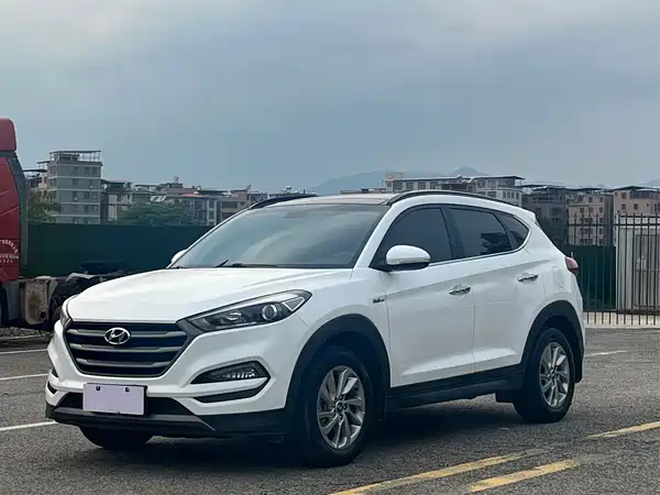 Hyundai Tucson 2015