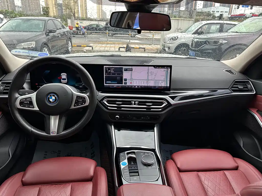 BMW i3 2024 — фото 13