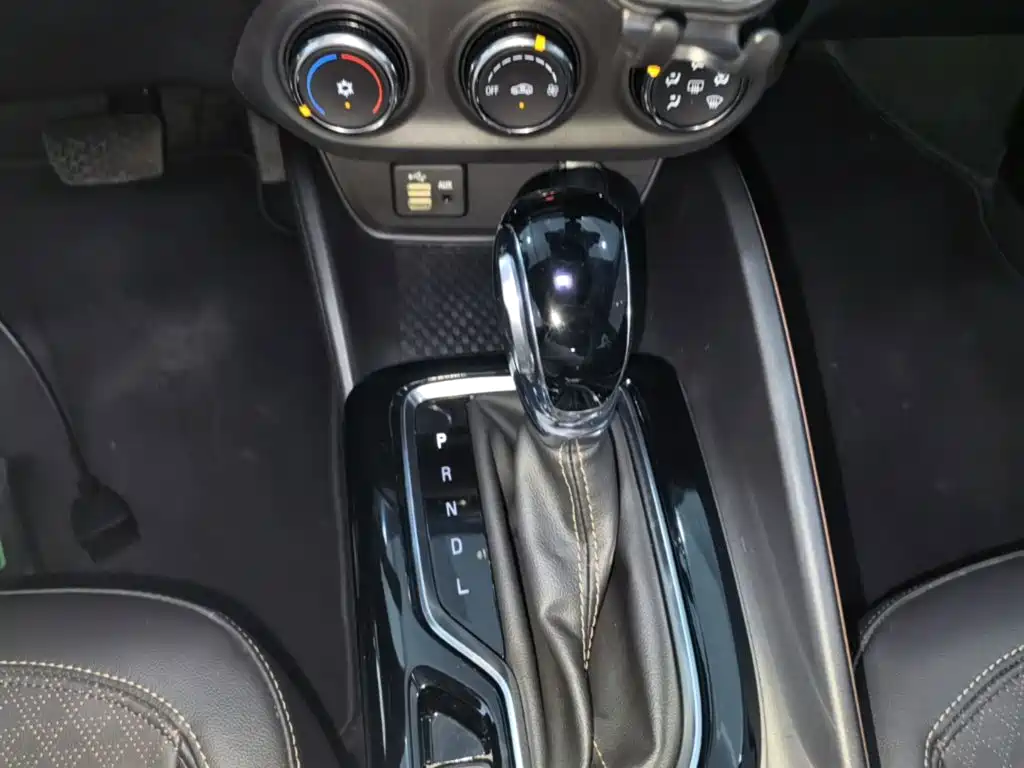 Buick Verano 2022 — фото 14