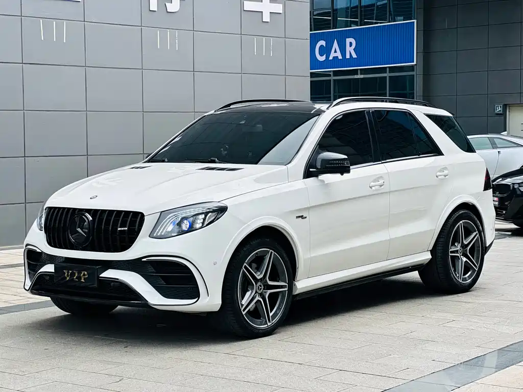 Mercedes-Benz M-Class 2015 — фото 1