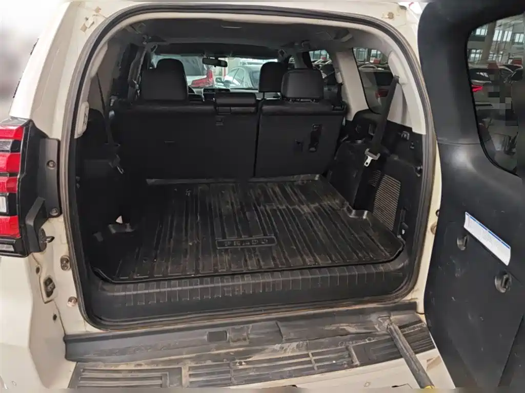 Toyota Prado 2018 — фото 10