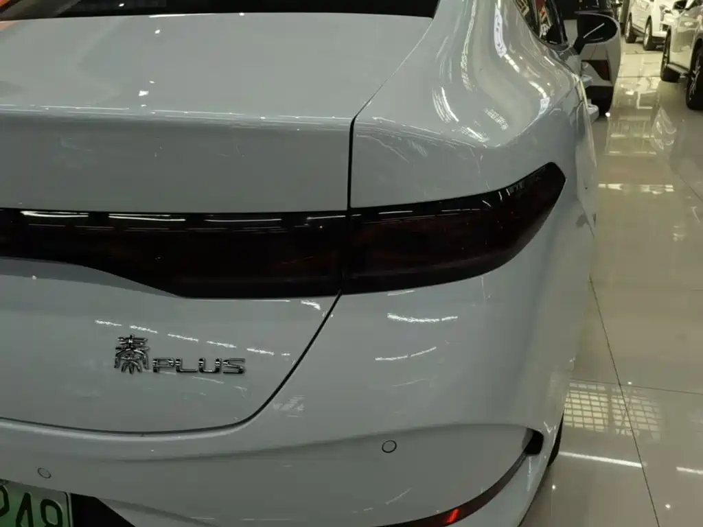 BYD Qin PLUS 2025 — фото 8