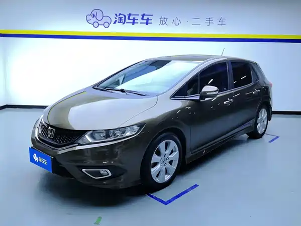 Honda Jade 2015