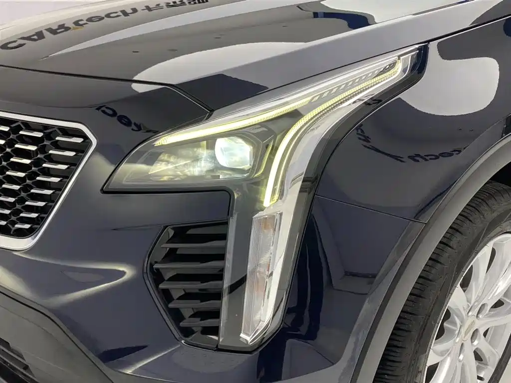 Cadillac XT4 2020 — фото 9