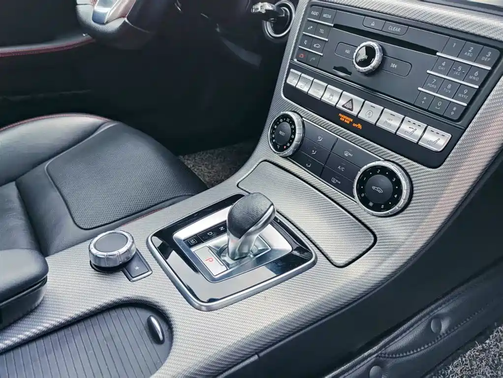 Mercedes-Benz SLC 2019 — фото 18