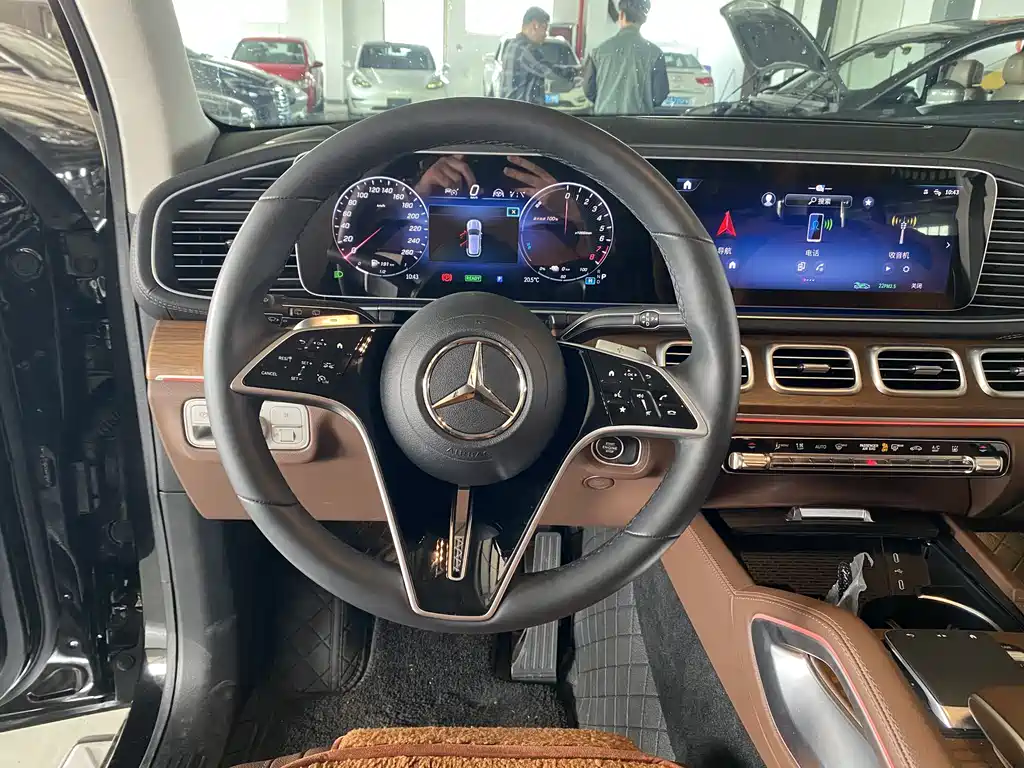 Mercedes-Benz GLE New Energy 2024 — фото 9