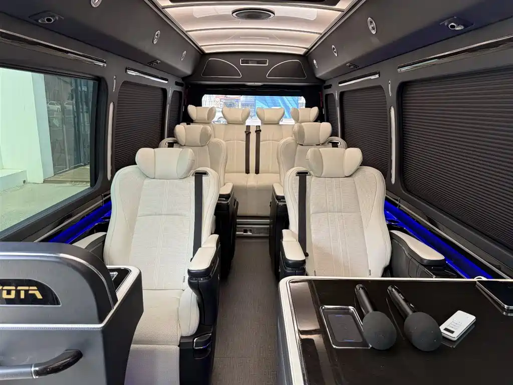 Toyota Coaster 2023 — фото 41