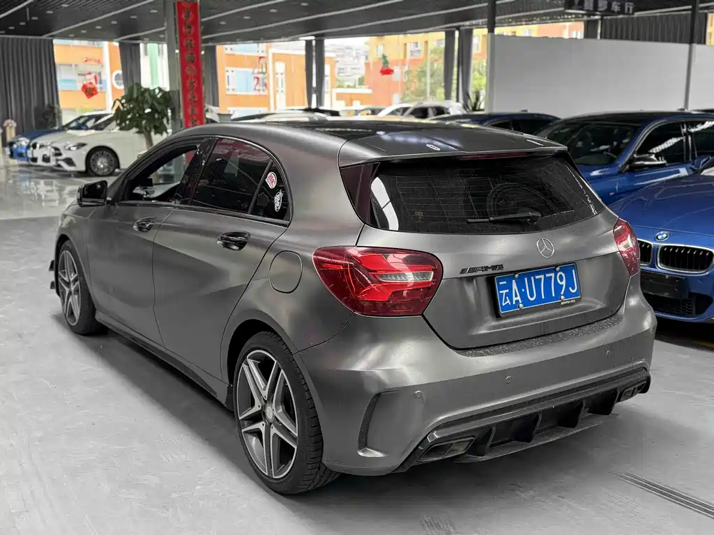 Mercedes-Benz A-Class 2016 — фото 9