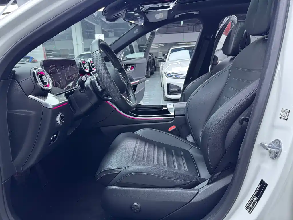Mercedes-Benz C-Class 2021