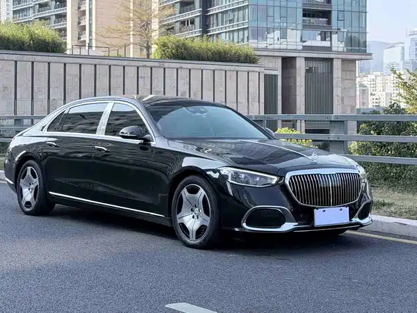 Mercedes-Benz Maybach S-Class 2023