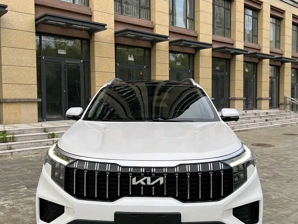 Kia Sportage 2022 — фото 2