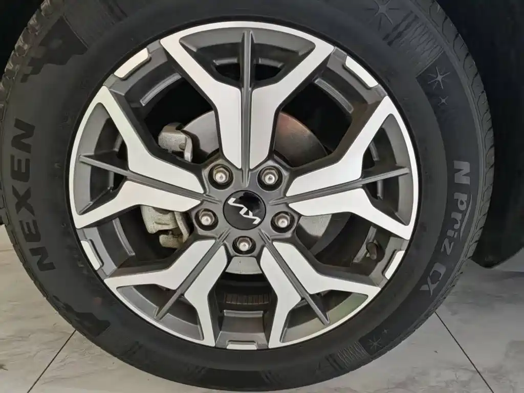 Kia KX3 2021 — фото 13