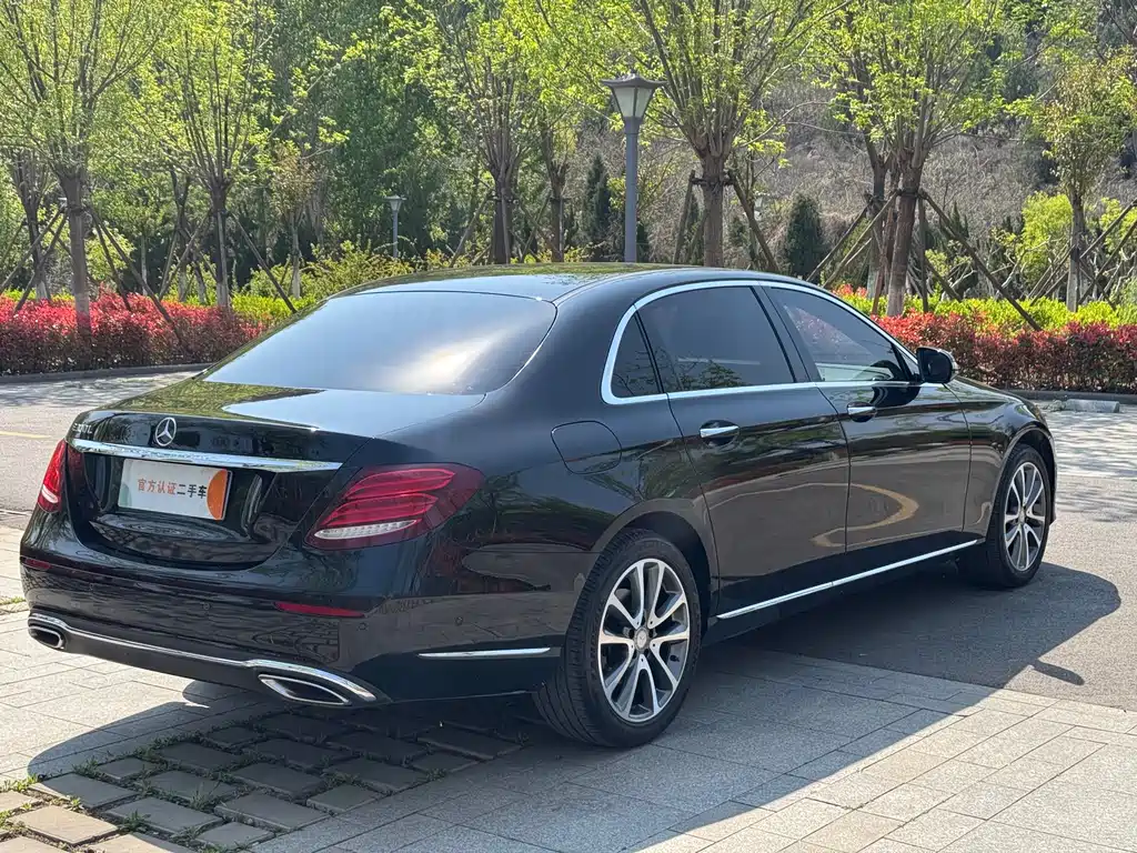 Mercedes-Benz E-Class 2017 — фото 6
