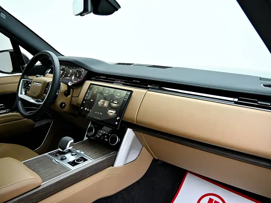 Land Rover Range Rover 2024 — фото 16