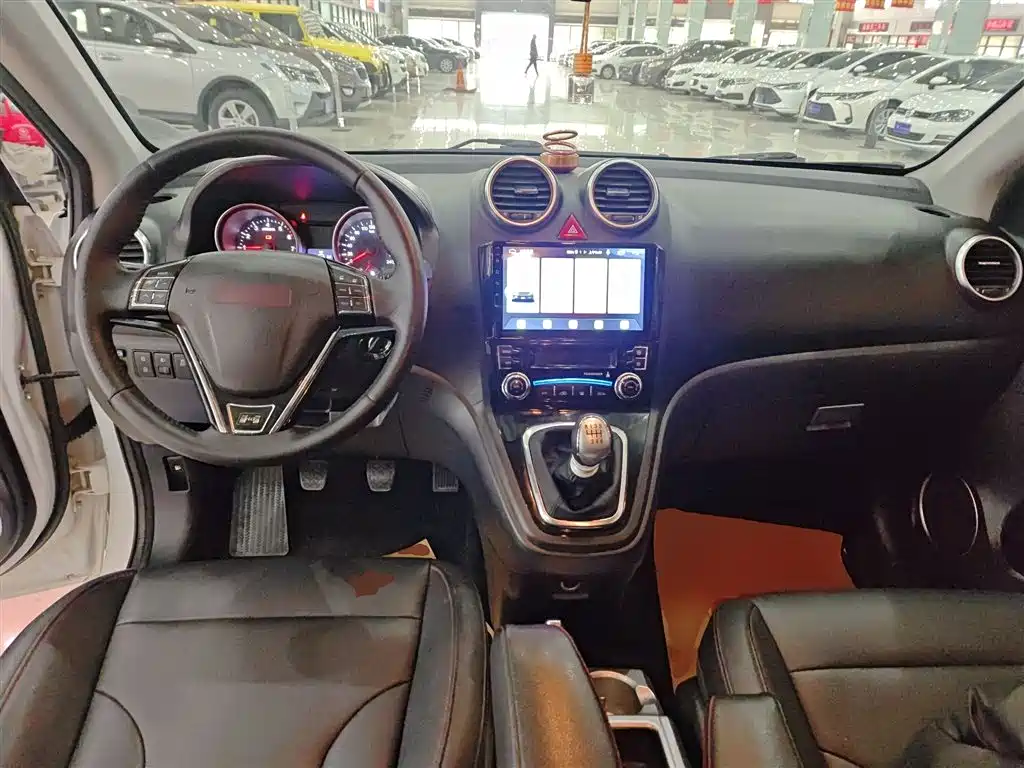 Haval H6 2015 — фото 10