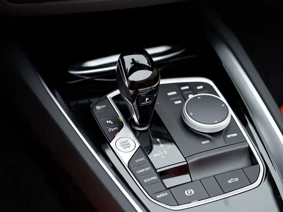 BMW Z4 2025 — фото 12