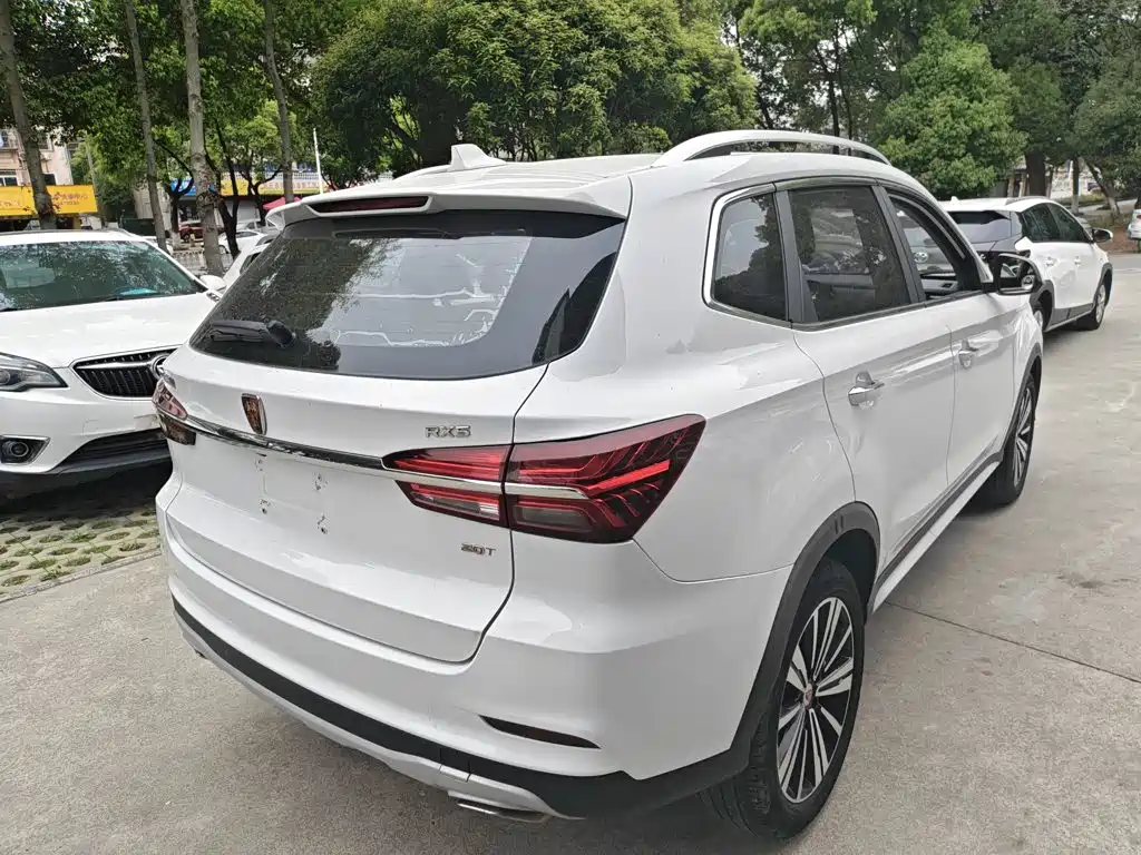 Roewe RX5 2019 — фото 5