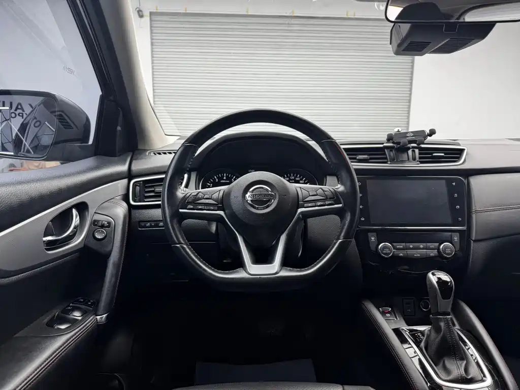 Nissan Qashqai 2021 — фото 13