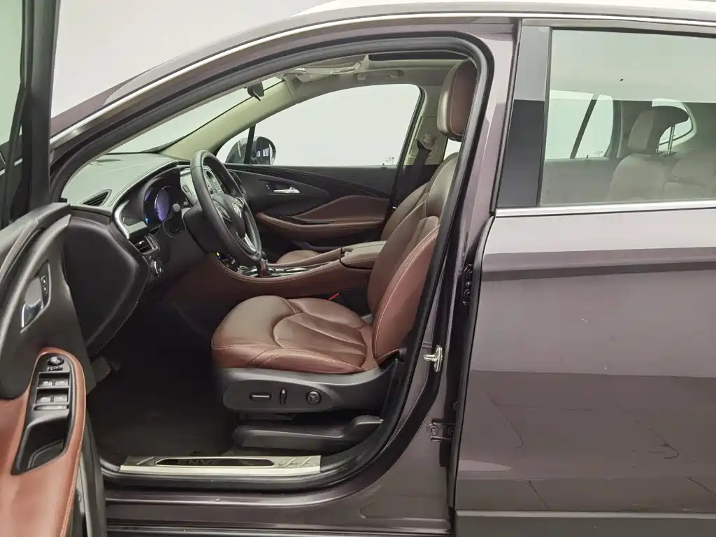 Buick Envision Plus 2018 — фото 10