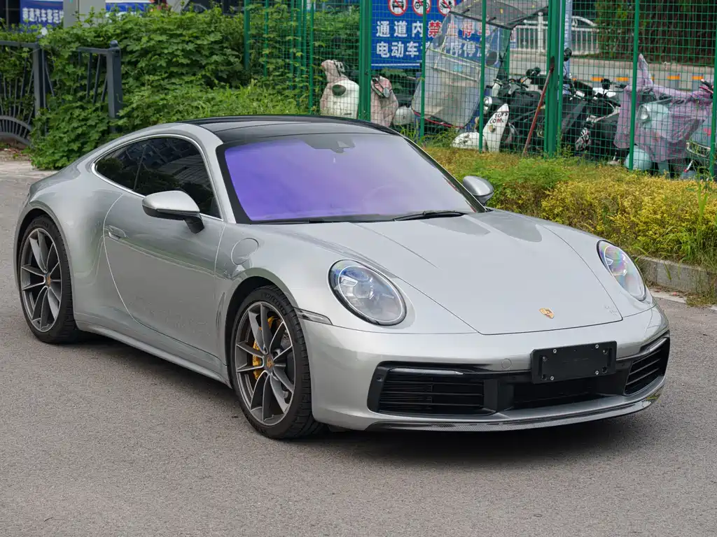 Porsche 911 2020