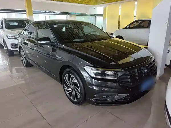 Volkswagen Sagitar 2022
