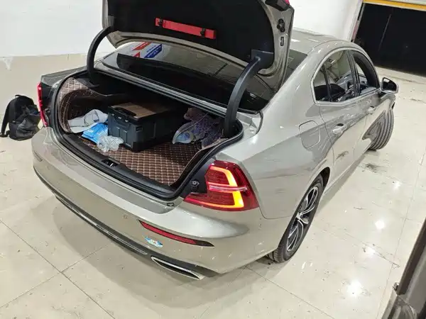 Volvo S60 2020