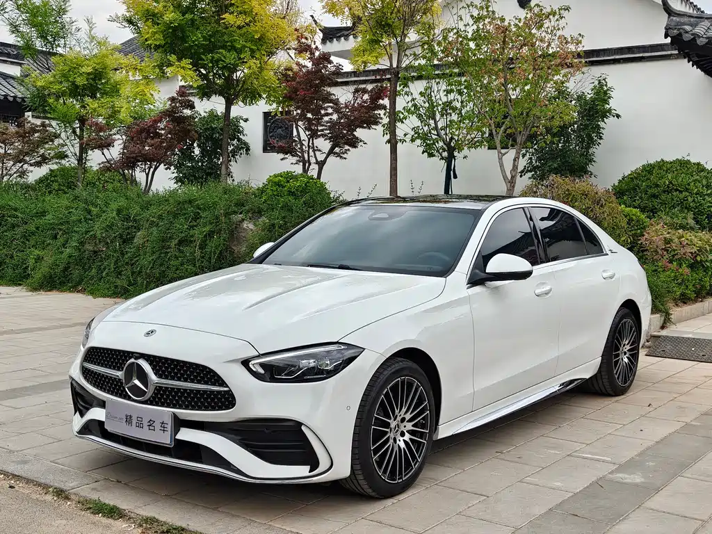 Mercedes-Benz C-Class 2023 — фото 1
