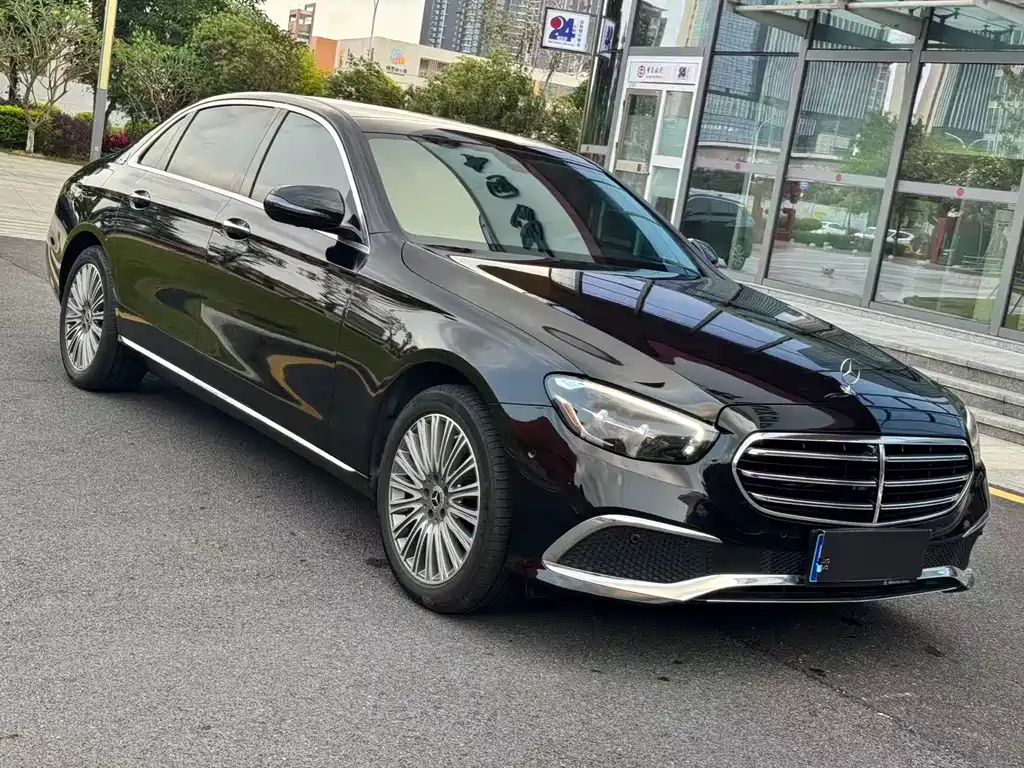 Mercedes-Benz E-Class 2021 — фото 3