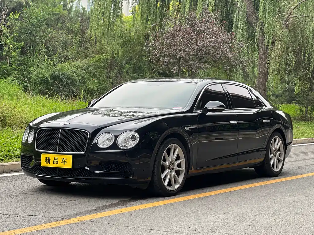 Bentley Flying Spur 2018 — фото 1