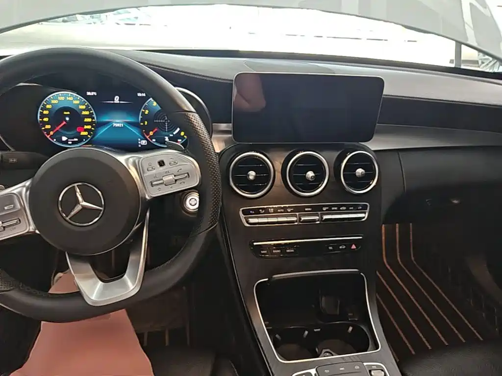 Mercedes-Benz C-Class 2020 — фото 10