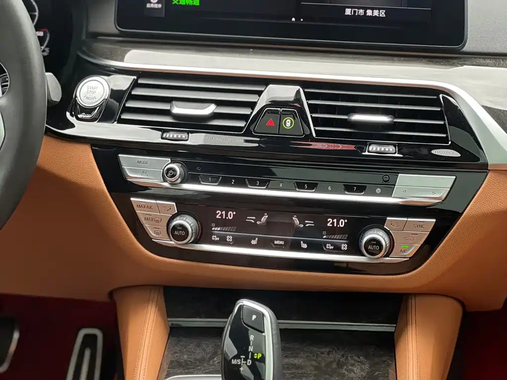 BMW 6 Series GT 2022 — фото 15