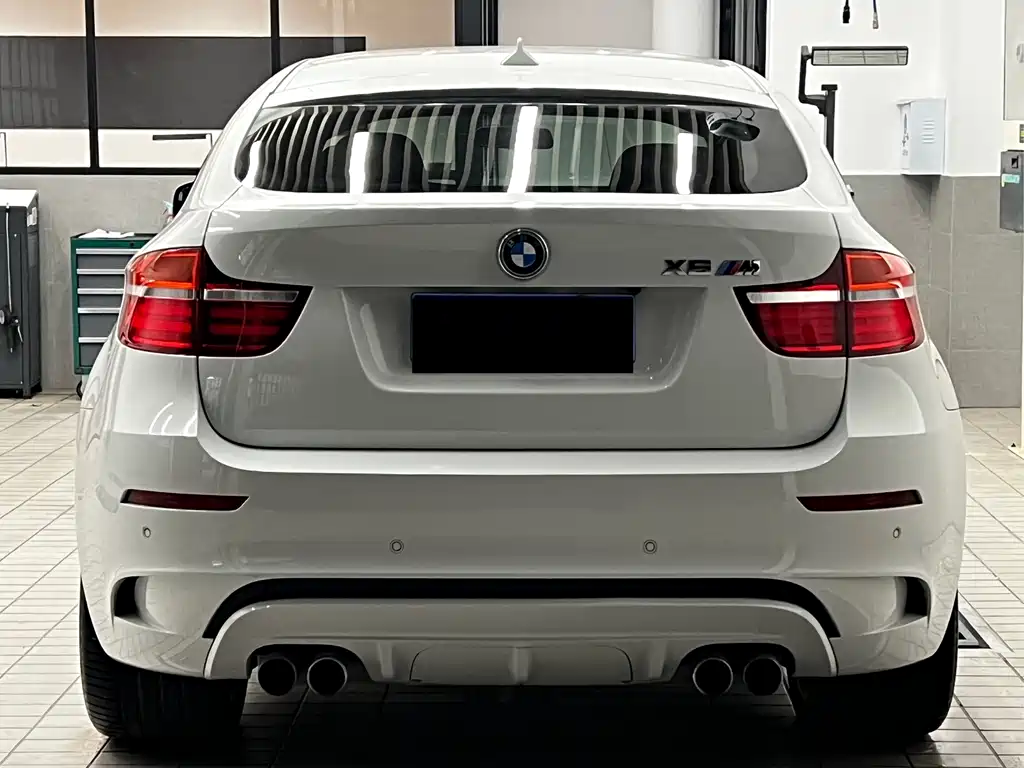 BMW X6 M 2013 — фото 32