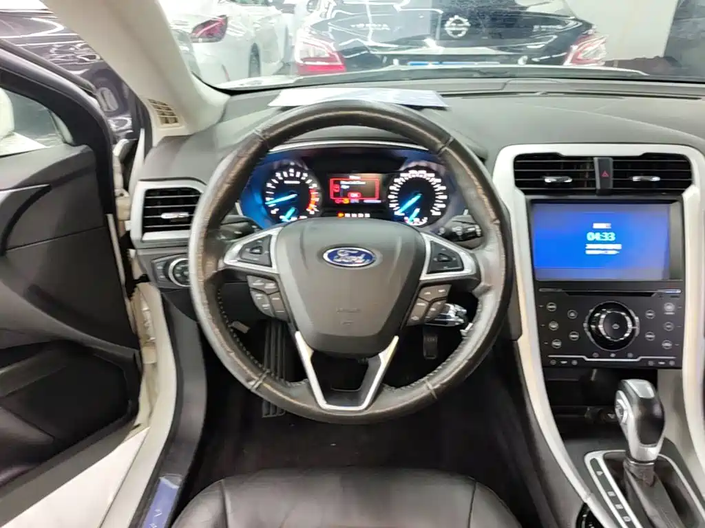Ford Mondeo 2016 — фото 11