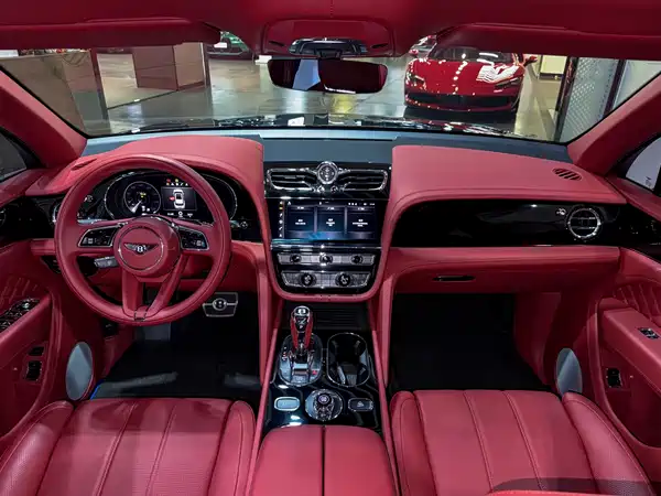 Bentley Bentayga 2021