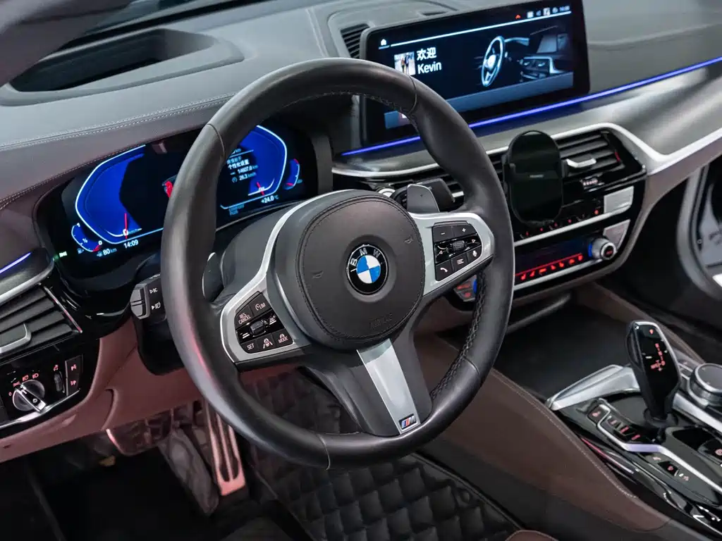 BMW 6 Series GT 2021 — фото 8