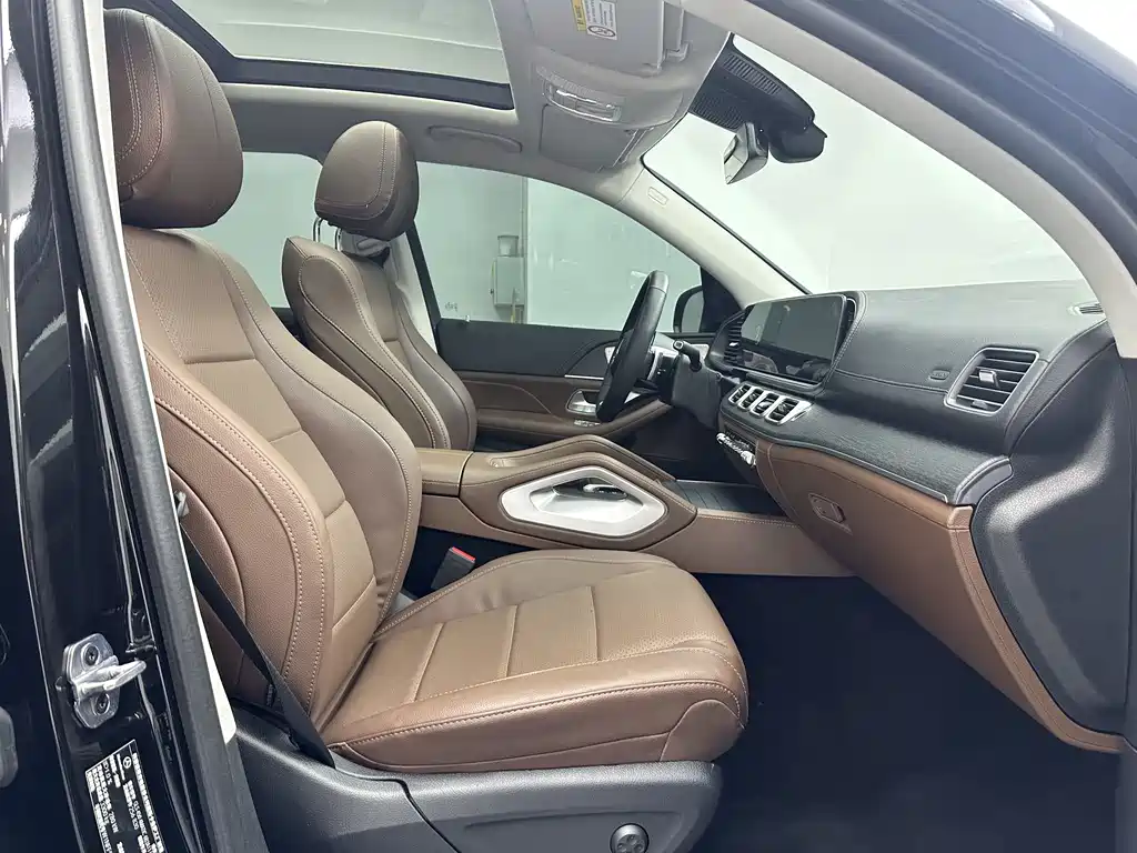Mercedes-Benz GLS 2024 — фото 13