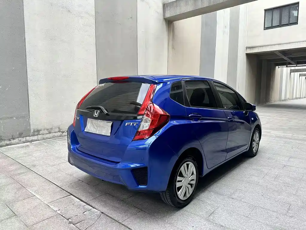 Honda Fit 2015 — фото 3