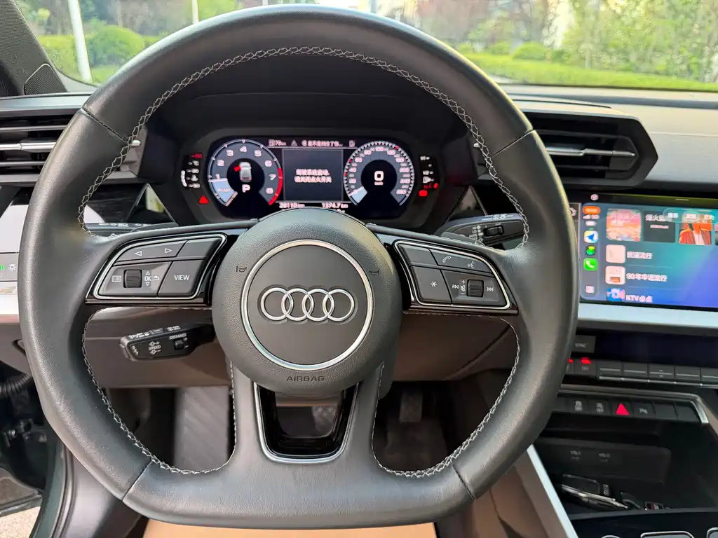 Audi A3 2023 — фото 10