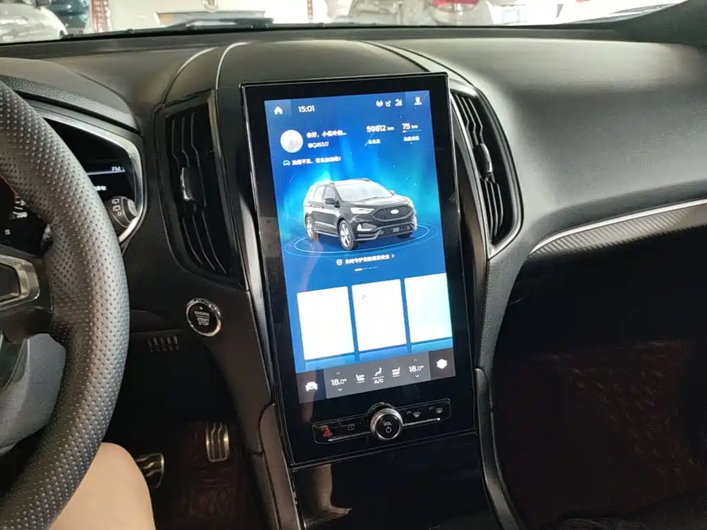 Ford Edge 2020 — фото 13